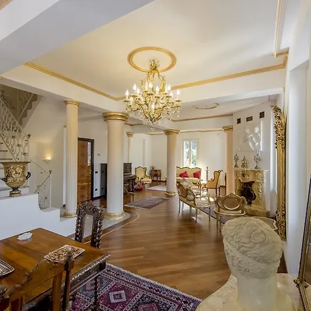 Bed and breakfast Puccini 3*